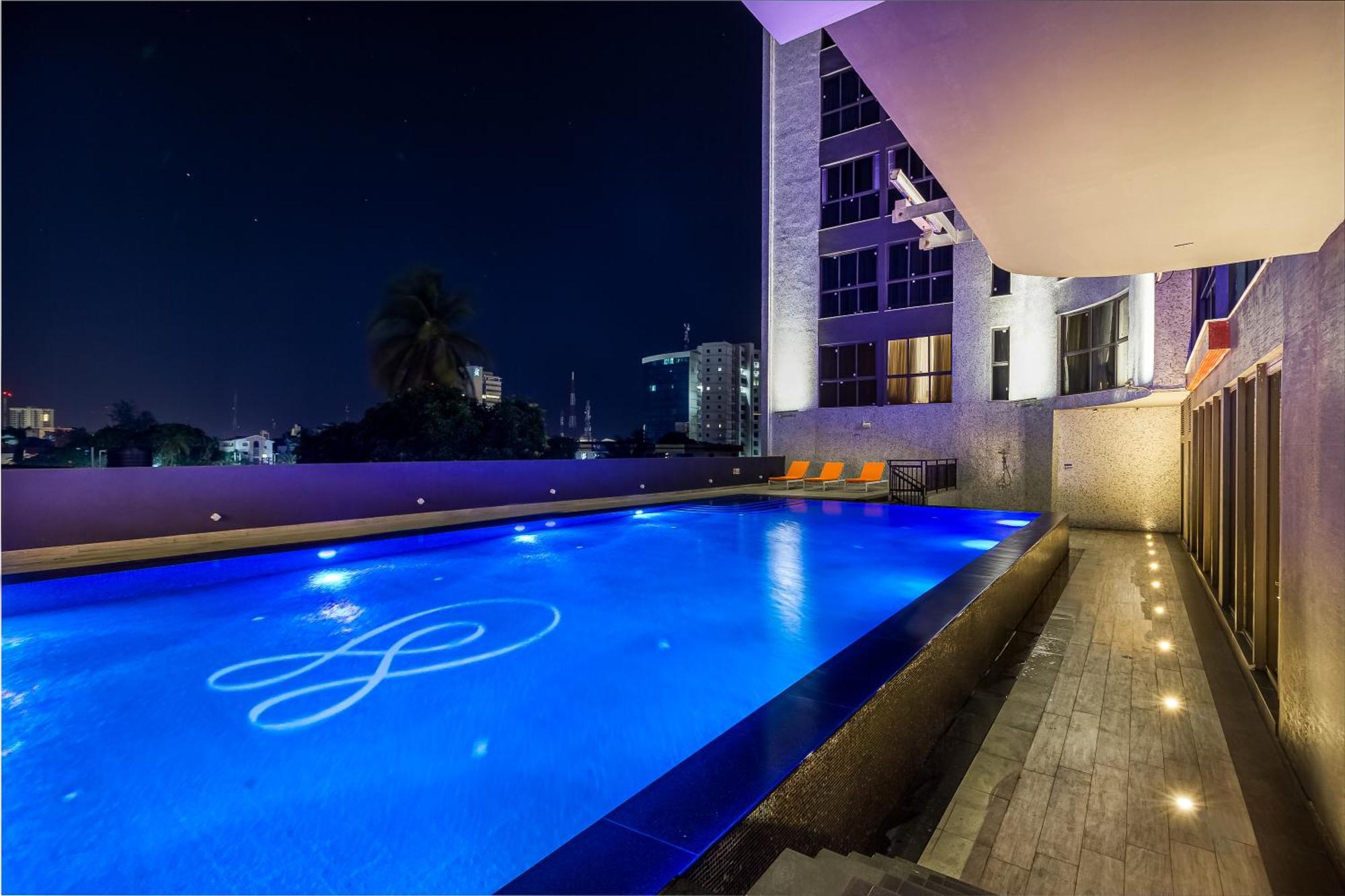 Royal Residences לגוס מראה חיצוני תמונה